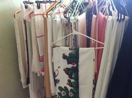 VINTAGE TABLE CLOTHS