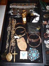 CHAINS, BRACELETS, SMALLS