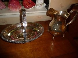 SILVERPLATED SERVING PIECES