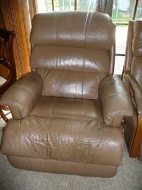 RECLINER