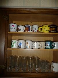 GLASSWARE, MUGS