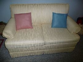 LOVESEAT