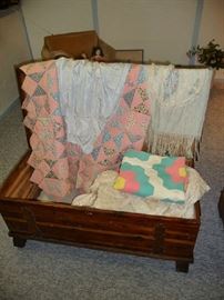 CHEST, QUILTS