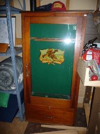 GUN CABINET