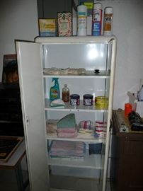 METAL CABINET, CLEANING