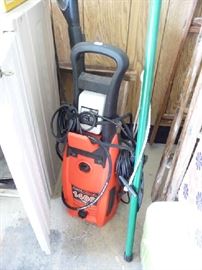 PRESSURE WASHER
