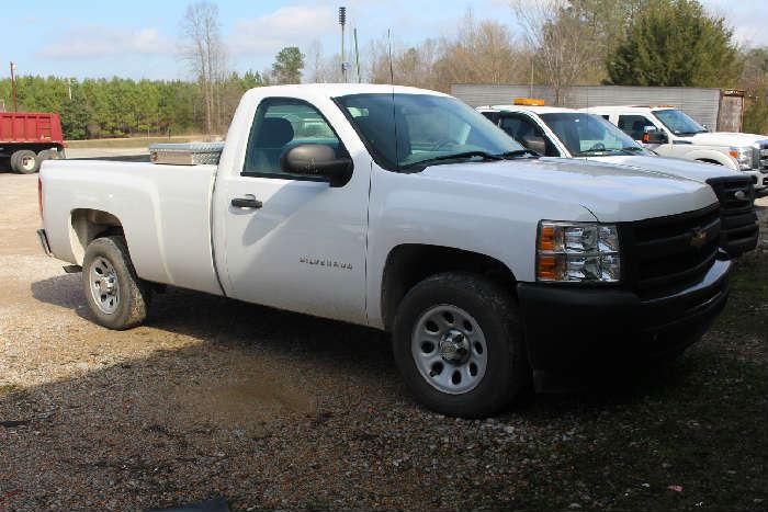 8 - 2013 Chevorlet Silverado work truck with short sheel base, white 2ith cloth interior, one owner, 42,931 miles