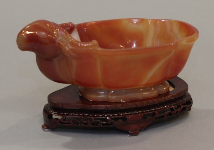 Chinese agate lobed brush washer, provenance: Mr. K's restaurant, without base: 3.9in(H) x 8.75in(L) x 4.9in(W)