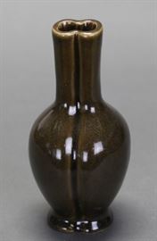 Chinese brown glazed bilobed porcelain vase, 7.5in(H) 