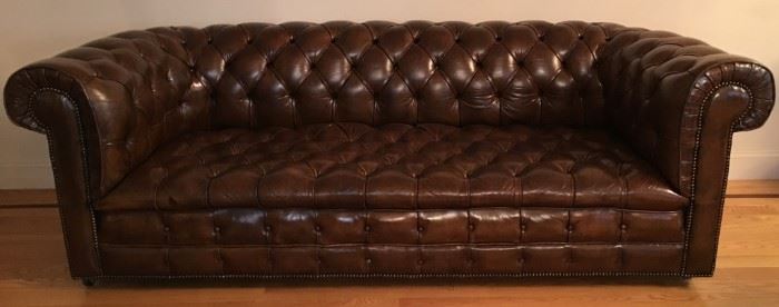 Chesterfield leather couch, early 20th c., 84in(L) x 33in(W) x 28in(H)