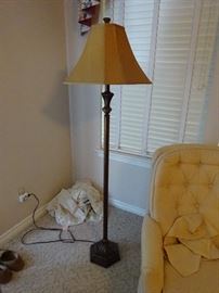 floor lamp