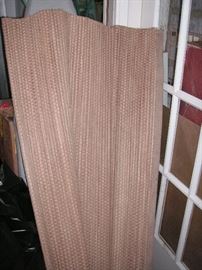 Natural woven rug/mat