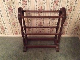 Ethan Allen quilt rack