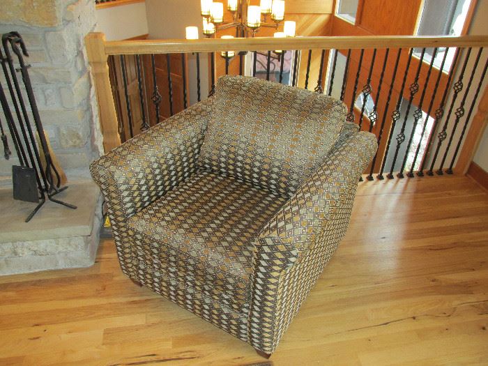 Beautiful arm chair