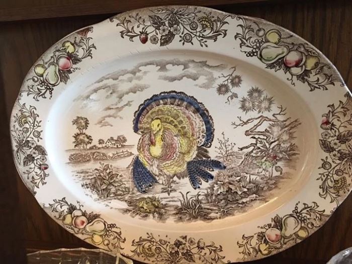 Beautiful Vintage Turkey Platter 
  Made in the USA
