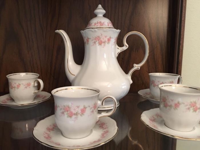 Lovely Tea Set