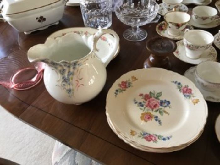 Hand painted dishes and other collectables 