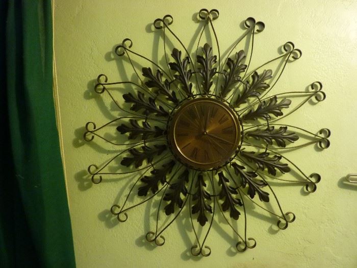 Mid Century Elgin Metal Wall Clock