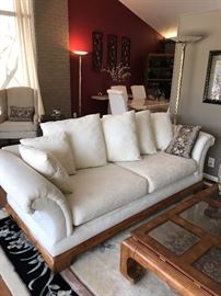 CREAM JACQUARD FABRIC AND WOODEN BOTTOM SOFA COUCH WITH PILLOWS - 90" LONG X 38"WIDE X 29"TALL