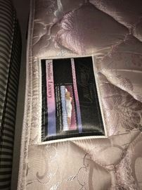 SOLID WOOD QUEEN SIZE HEADBOARD AND MATTRESSES