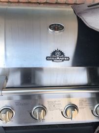 GRILL MASTER BARBECUE GRILL