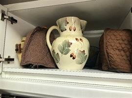 SMALL APPLIANCES AND KITCHENWARE