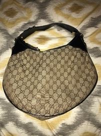 GUCCI HANDBAG