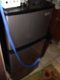 #1 Vissani 12 cu fridge stainless $120