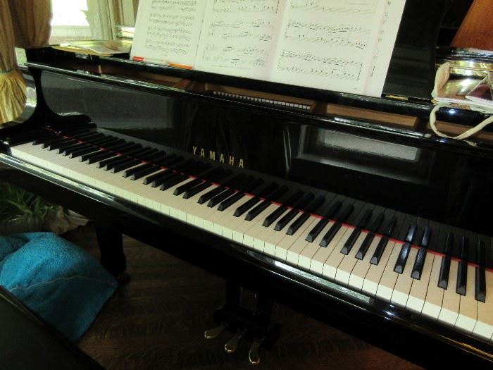 Yamaha baby grand C-3  Purchased new in 1998