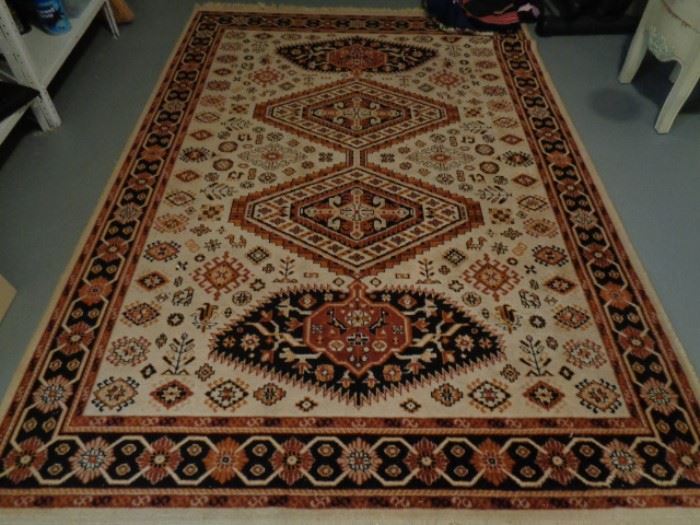 Area rug with fringe