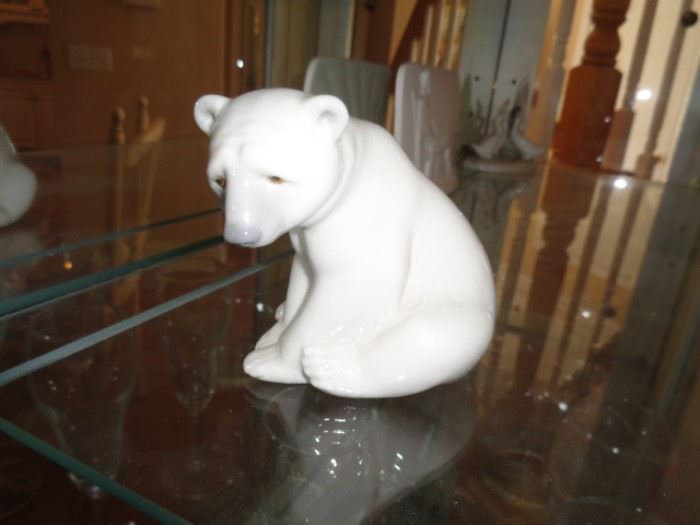 Lladro figurine - polar bear