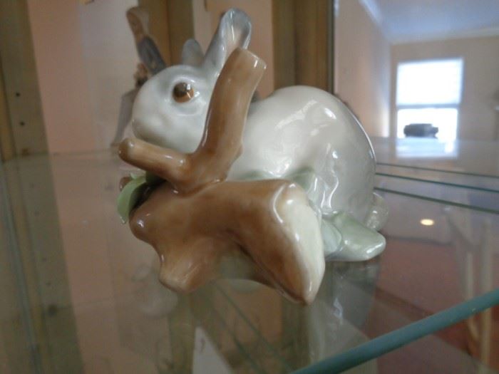 Lladro bunny figurine