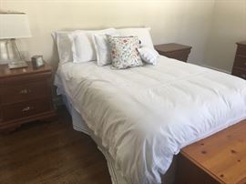 $150 each Lexington Betsy Cameron nightstands