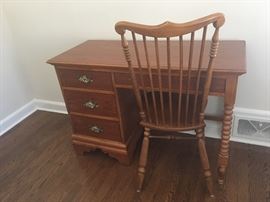 $200 Lexington Betsy Cameron desk
