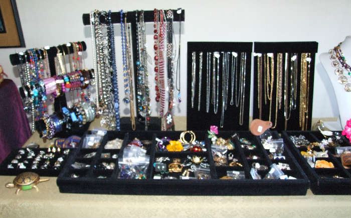 DESIGNER JEWELRY: NECKLACES-CHAINS-RINGS-ONE OF A KIND PIECES