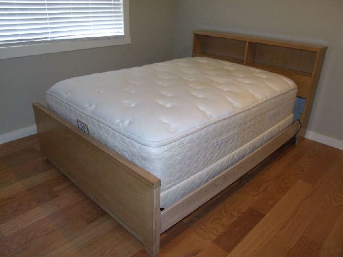 FULL SIZE BED SET-SEALY POSTURPEDIC BODY FUSION. ALL SOLD AS A SET!!