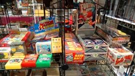 Sports Cards; Sets & Individual Packs