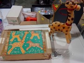 Wind Up Giraffe w/Box Circa 1950's Works Great