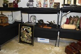 Pottery, Decorator Items, Throw Pillows