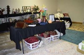 Throw Pillows, Vases, Decorator Cars, Jewelry Box, Area Rugs