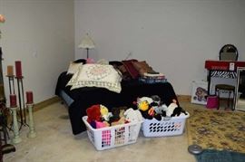 Bed, Lamp, Stuffed Animals, Pillows, Quilt
