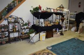 Plant Stands, Plants, Sewing and Craft Items, Christmas, Mickey Mouse, Candle Holders