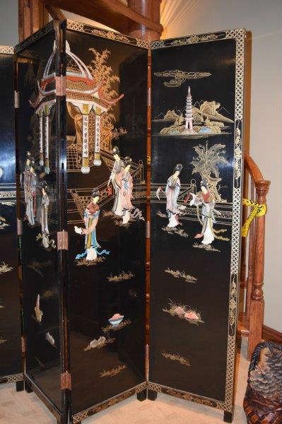 Asian-Oriental Room-Wall Divider with inlaid Mother of Pearl