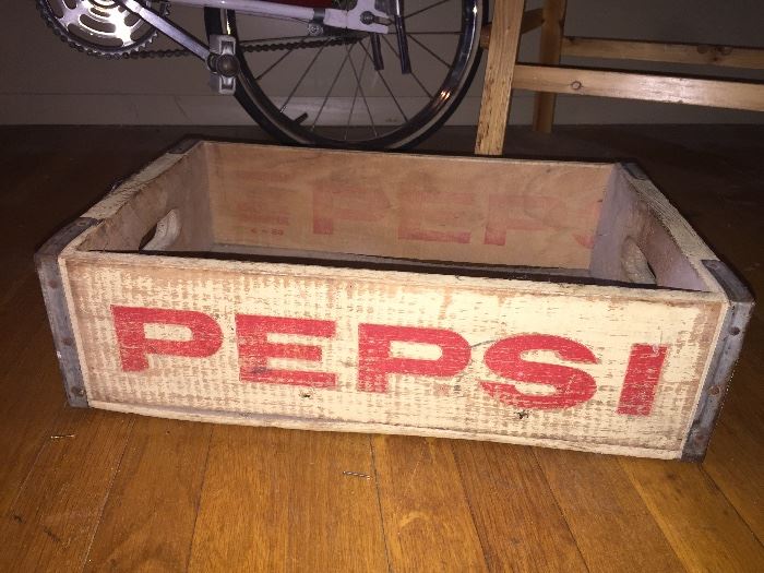 Pepsi wooden case