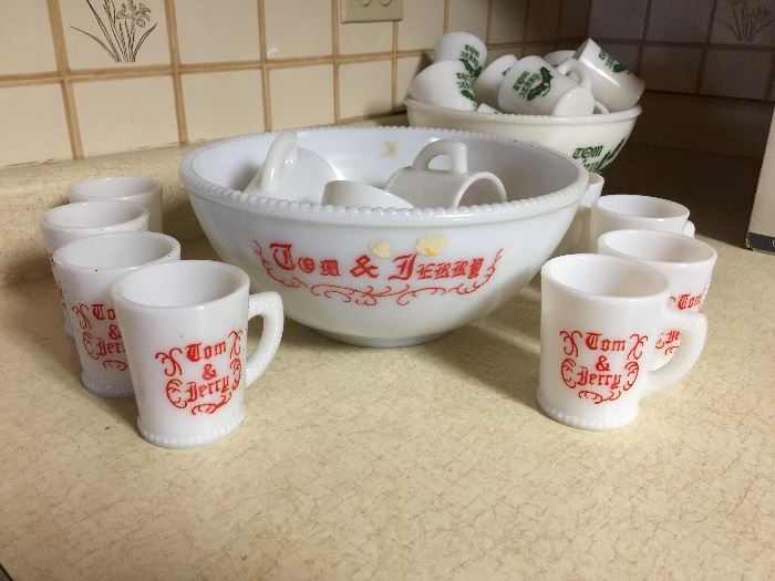 Tom and Jerry bowl and cup set