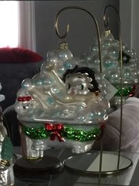 Polonaise Betty Boop ornament