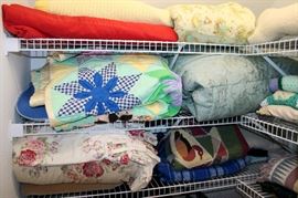Linens / quilts