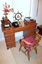 Children's toys / games