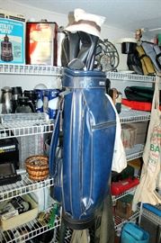 Spaulding golf clubs set