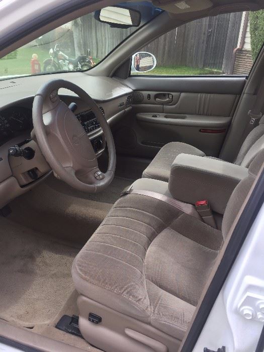 2000 Buick Century Custom - interior 
